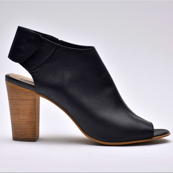 Steve Madden Shoes - Steve Madden Vero Cuoio Peep Toe Leather Bootie
